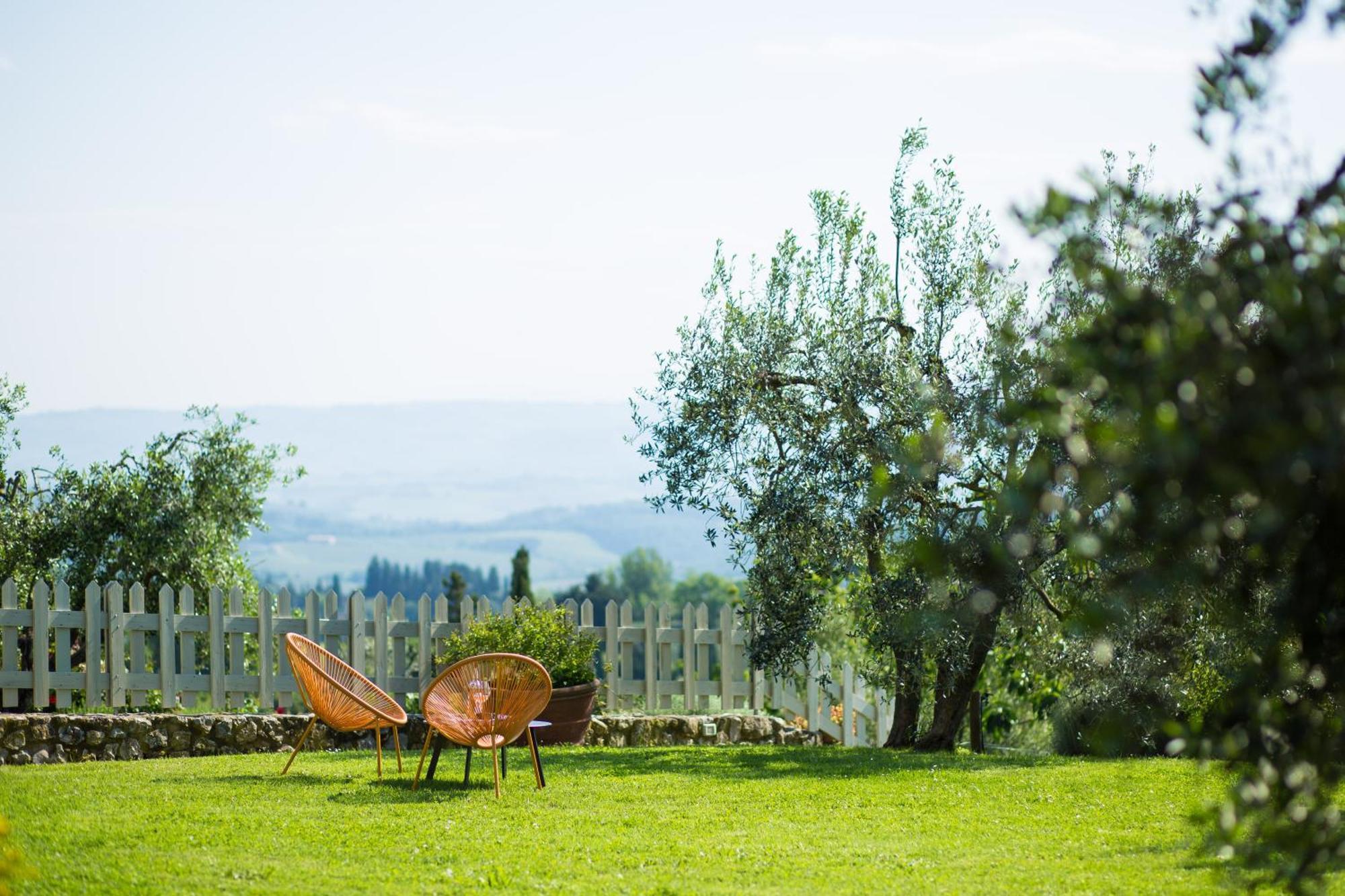 Poggetto Di Montese Lägenhet San Gimignano Exteriör bild