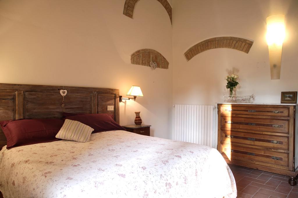 Poggetto Di Montese Lägenhet San Gimignano Exteriör bild